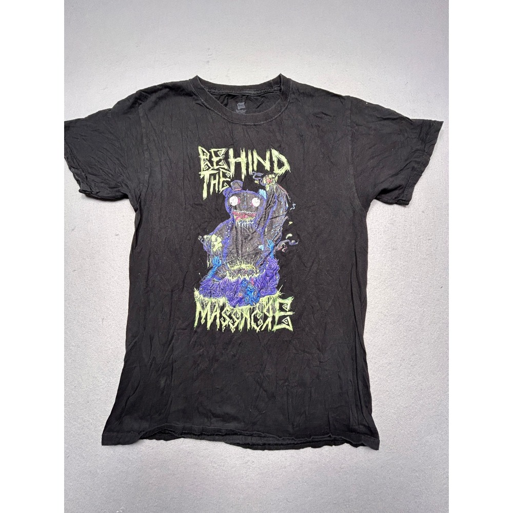 Hanes Behind The Massacre T-Shirt 100% Cotton Black Graphic Medium Mens
